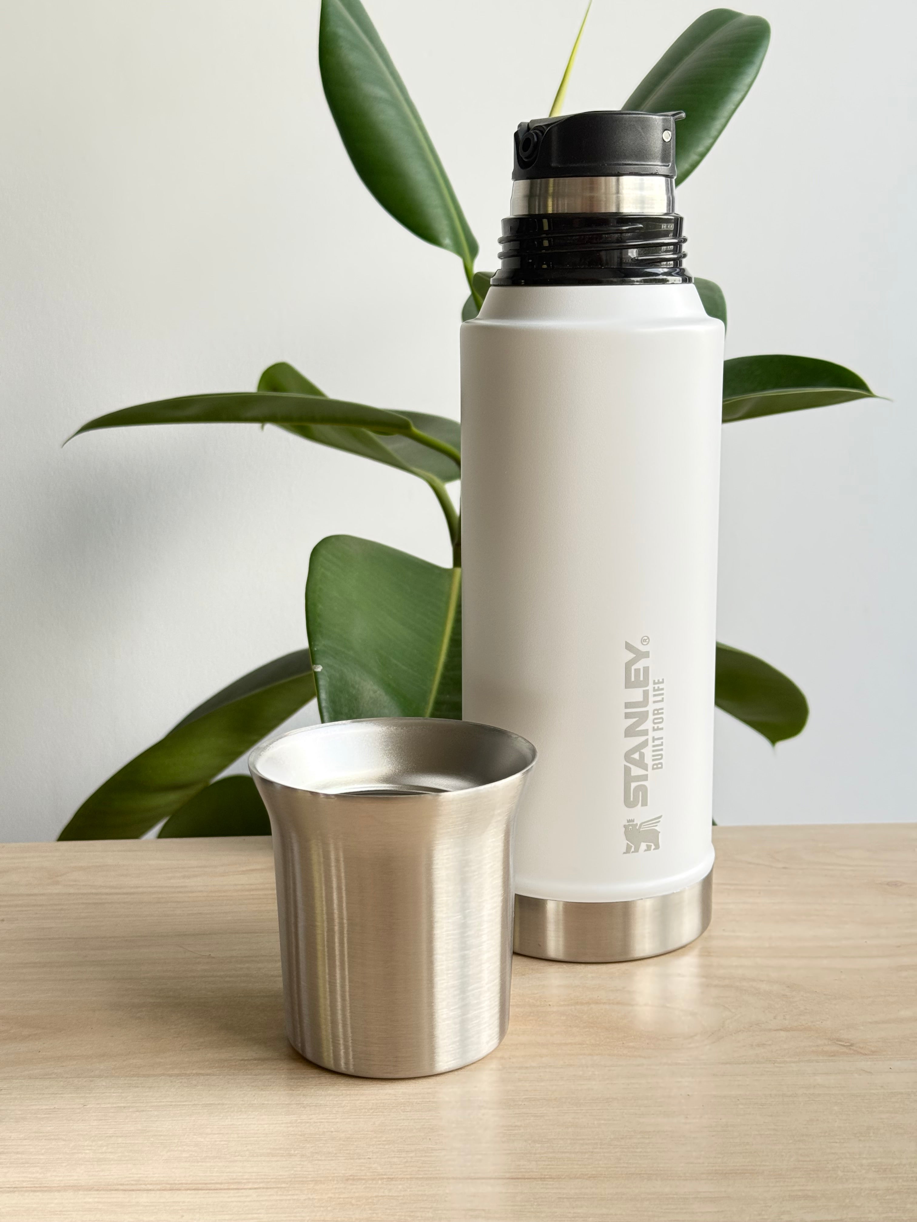 Termo réplica AAA Stanley Mate System 1L (T7)