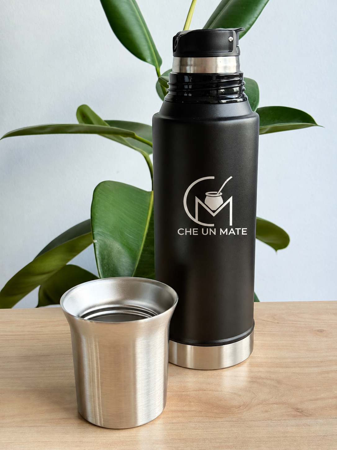Termo Che Un Mate Signature negro (la tapa es Mate)