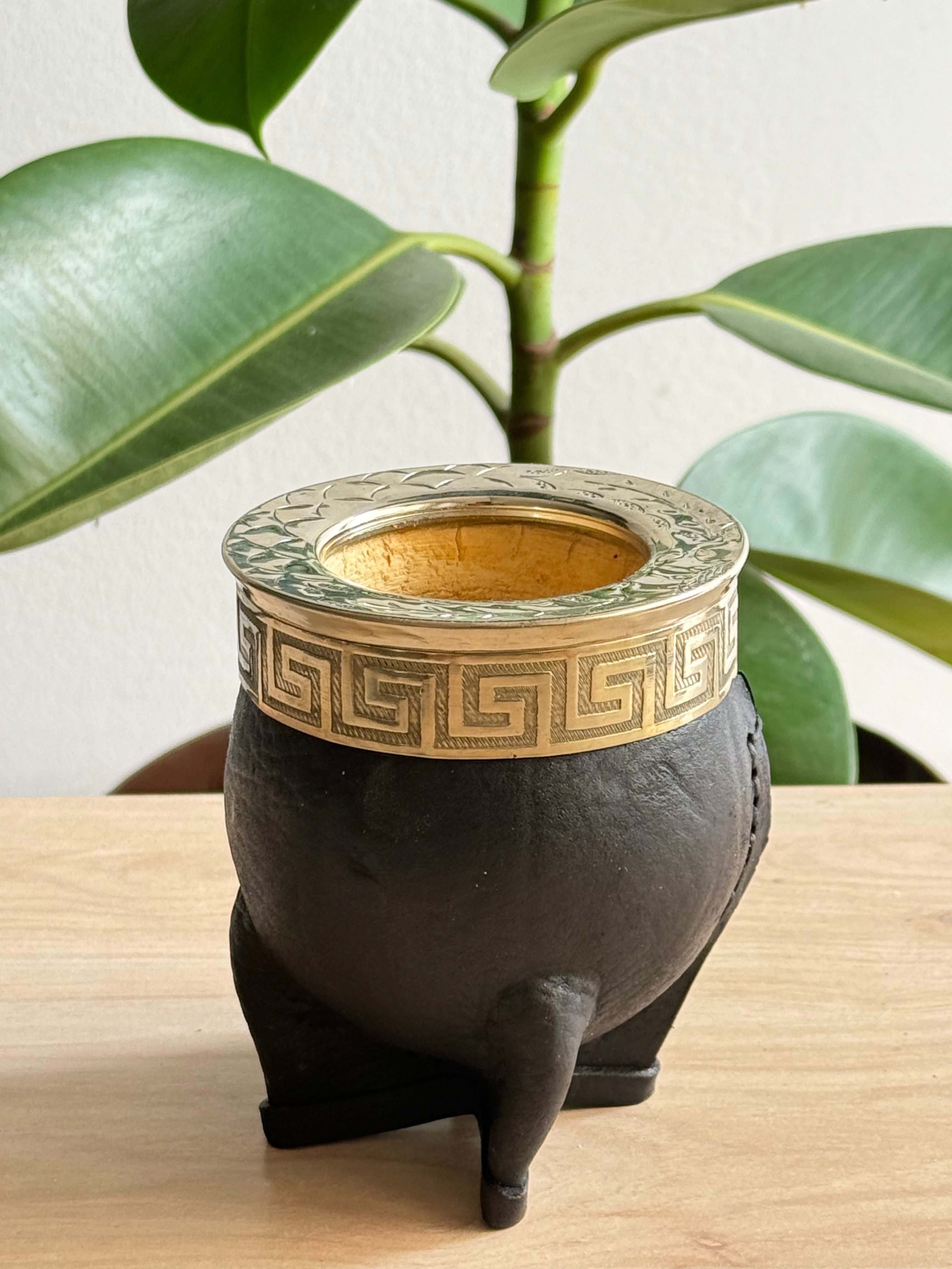 Imperial cincelado negro