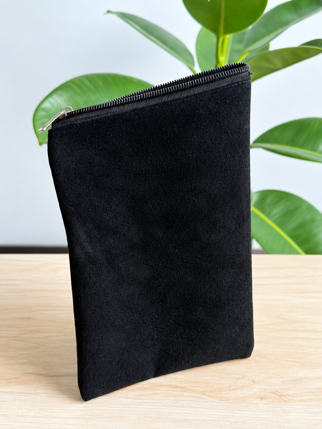Yerbera cuero negro
